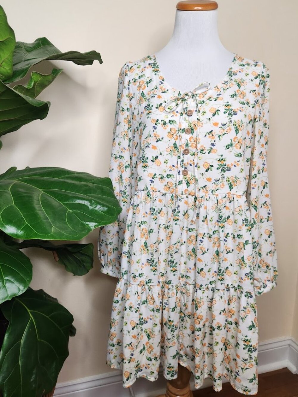 C&V Chelsea & Violet Floral Tiered Boho Dress Size M Cottagecore Romantic